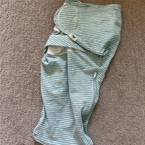 Norani Velcro Swaddle